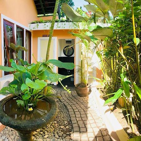 Giri'S Villa Jimbaran Ungasan  Ngoại thất bức ảnh