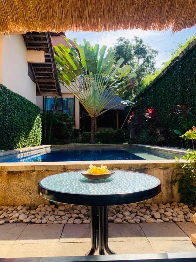 Giri'S Villa Jimbaran Ungasan  Ngoại thất bức ảnh