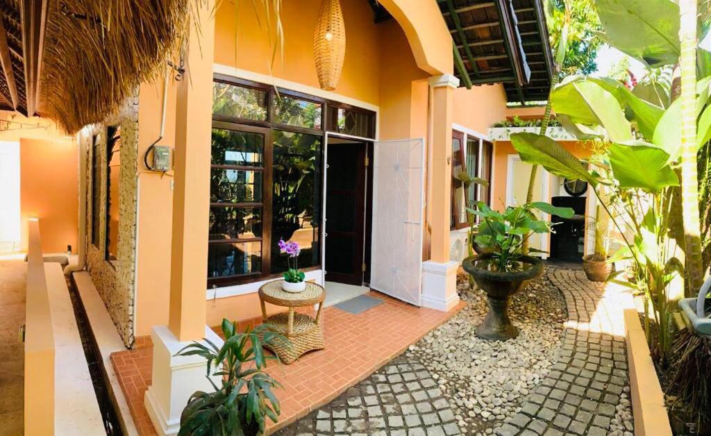 Giri'S Villa Jimbaran Ungasan  Ngoại thất bức ảnh
