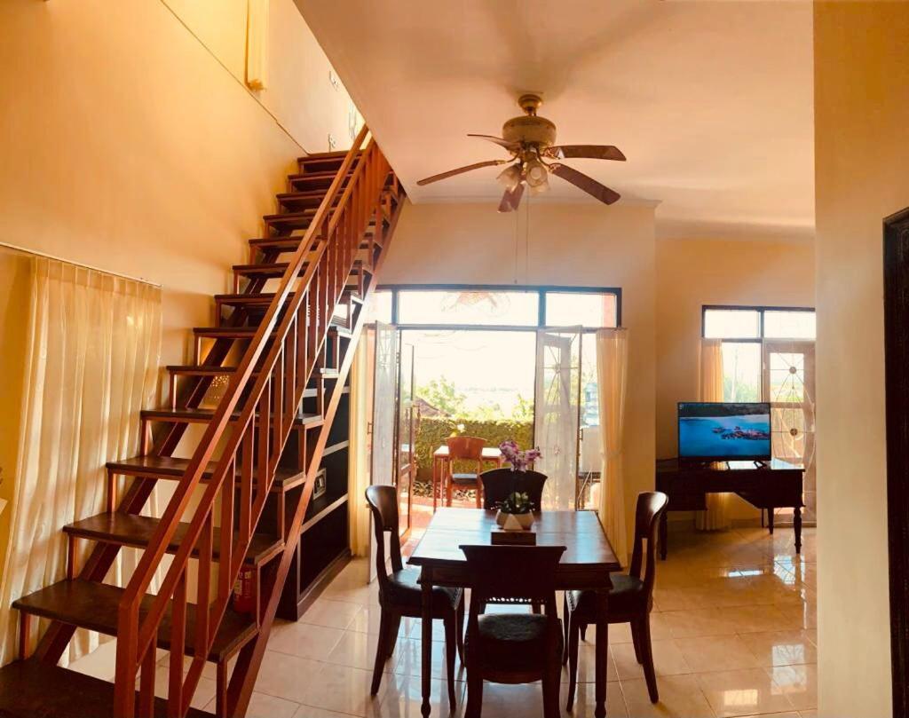 Giri'S Villa Jimbaran Ungasan  Ngoại thất bức ảnh